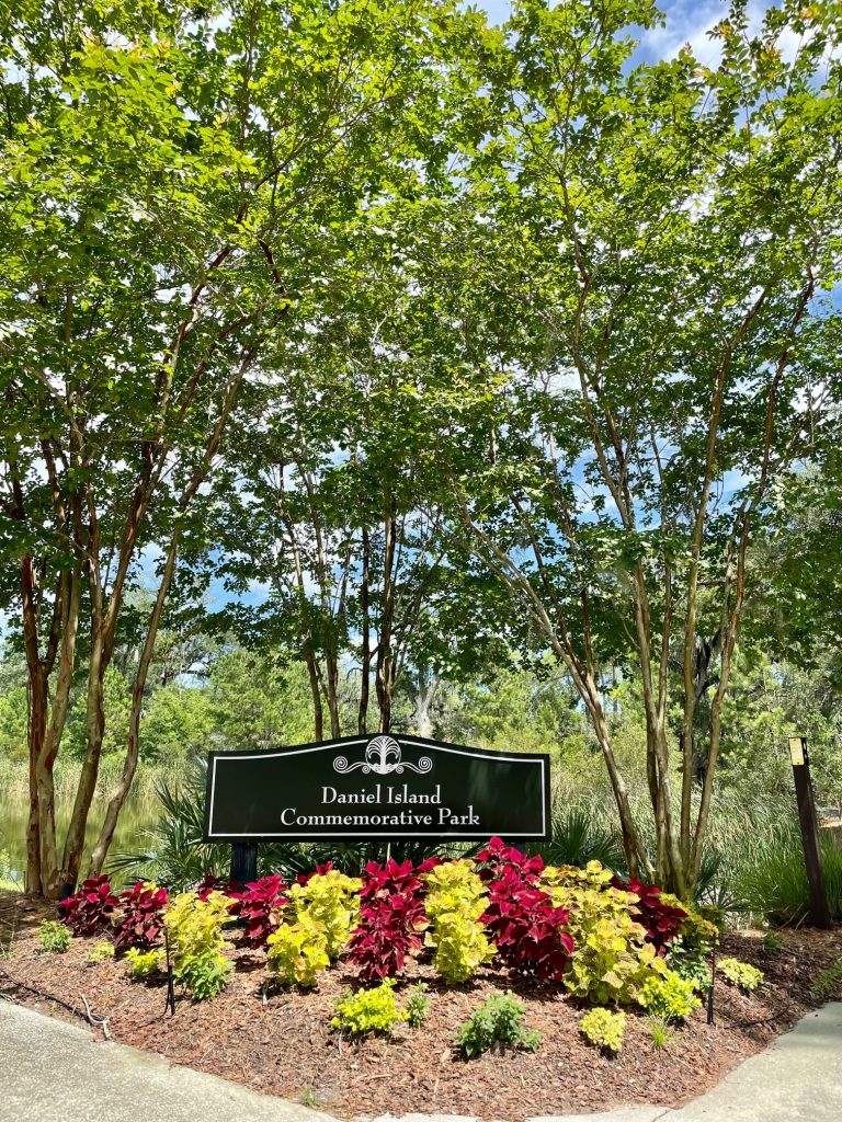 Commemorative Park Daniel Island Property Owners' Association